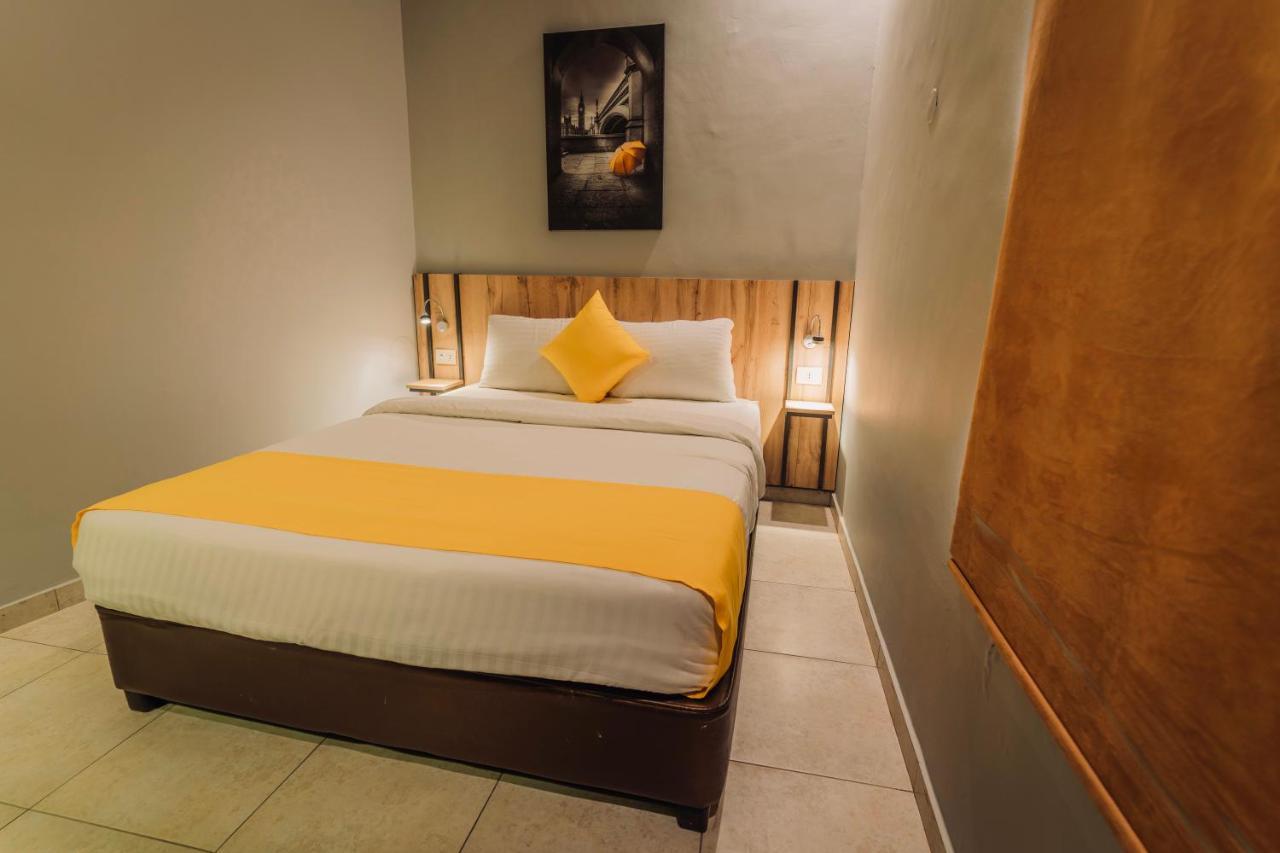 Baden Hotel Suites Ammán Kültér fotó