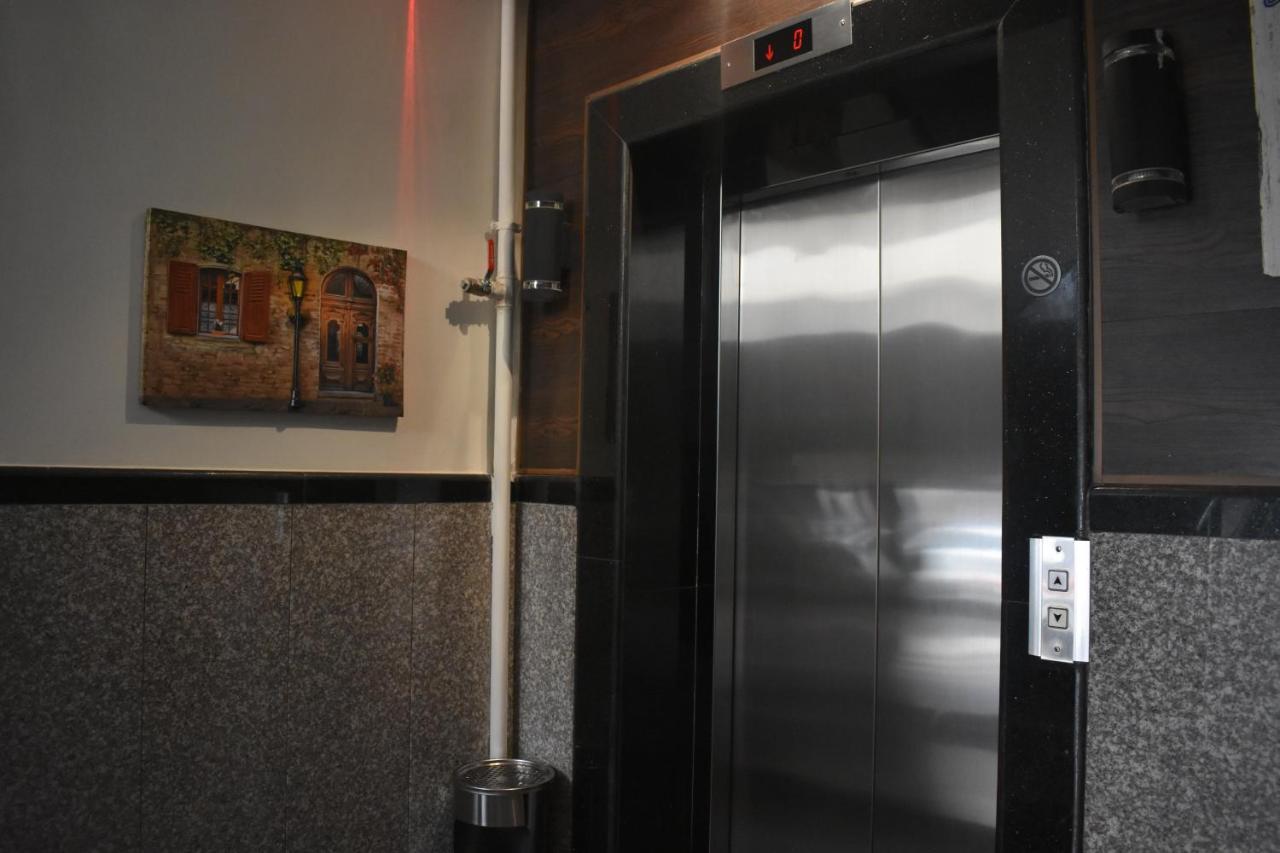 Baden Hotel Suites Ammán Kültér fotó